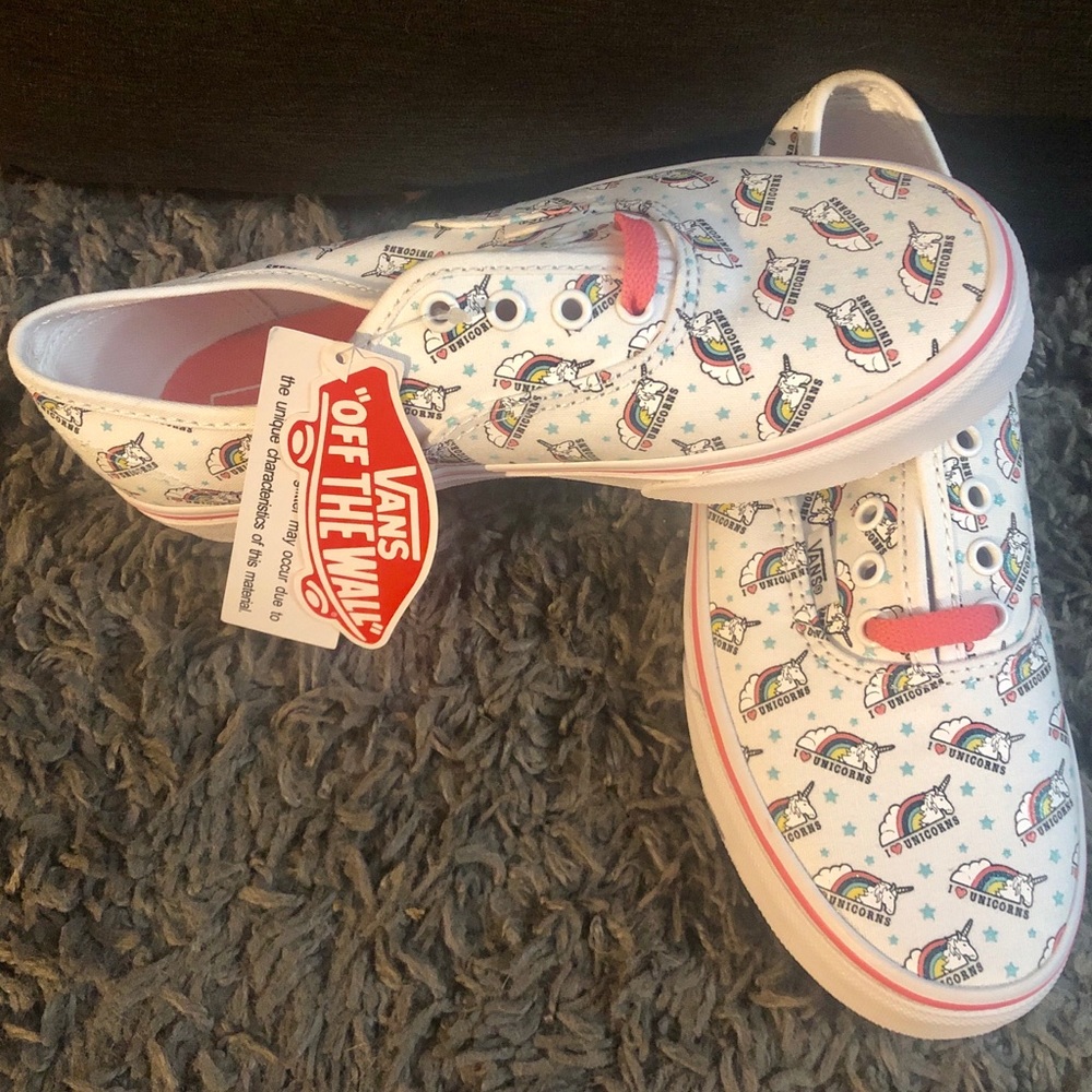 *NEVER WORN, BRAND NEW* kid girl unicorn vans